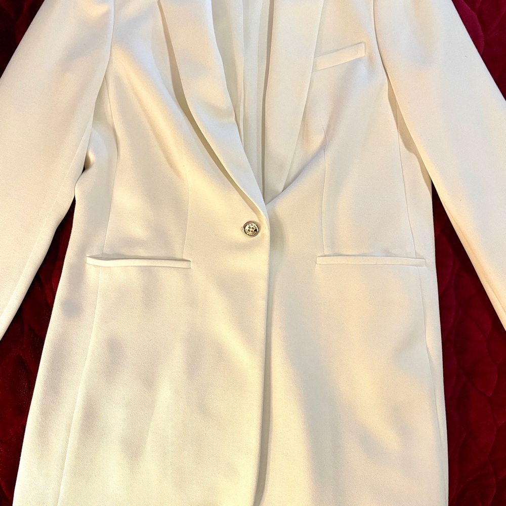 Tommy Hilfiger Classic White Blazer– Size 14 – NWOT price is firm